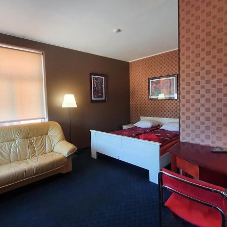 Otra Elpa Hotel Valka Kültér fotó
