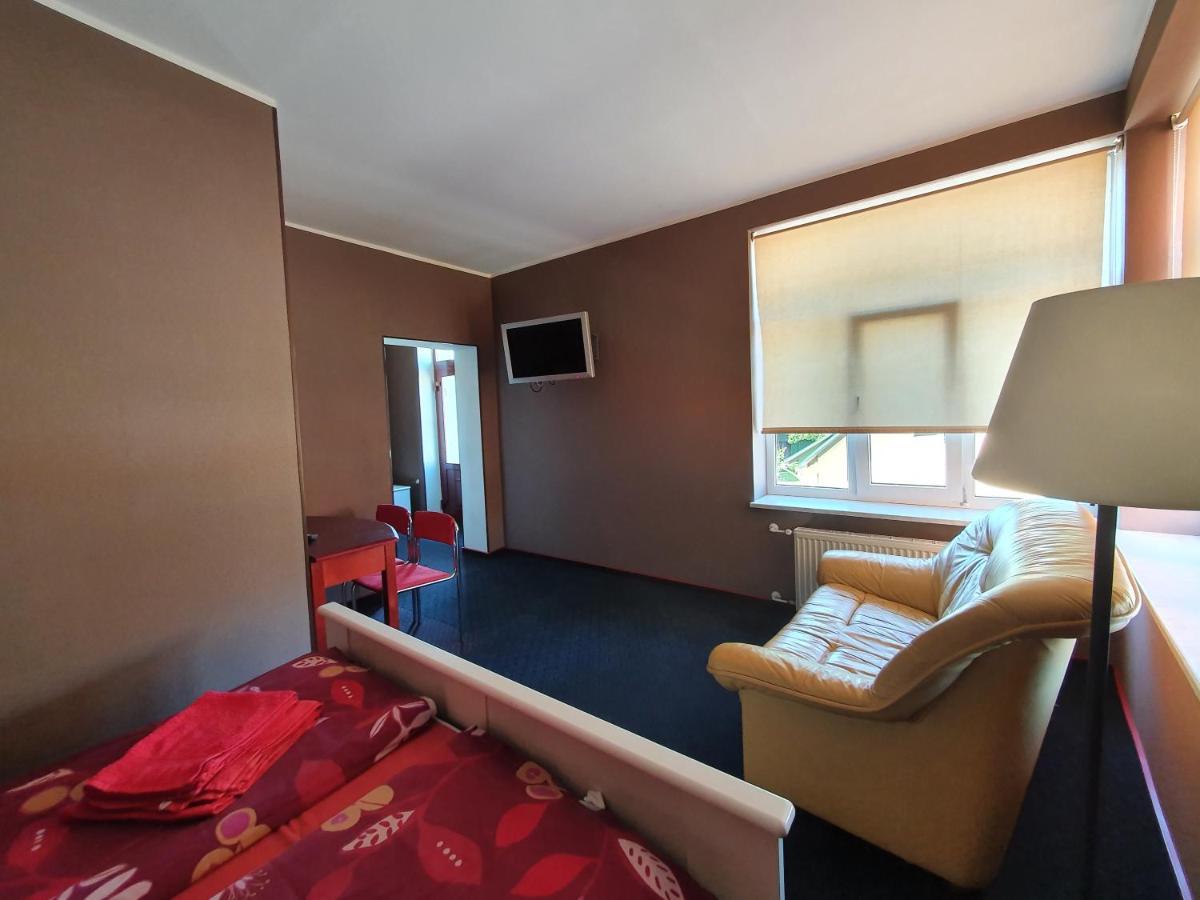Otra Elpa Hotel Valka Kültér fotó